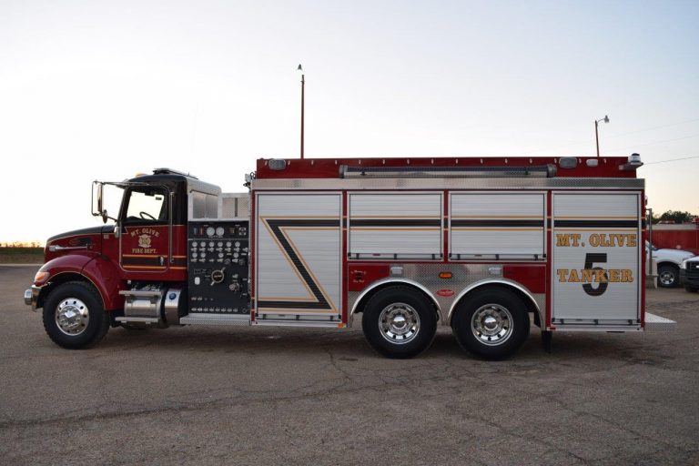 MT OLIVE FIRE DEPARTMENT Deep South Fire Trucks